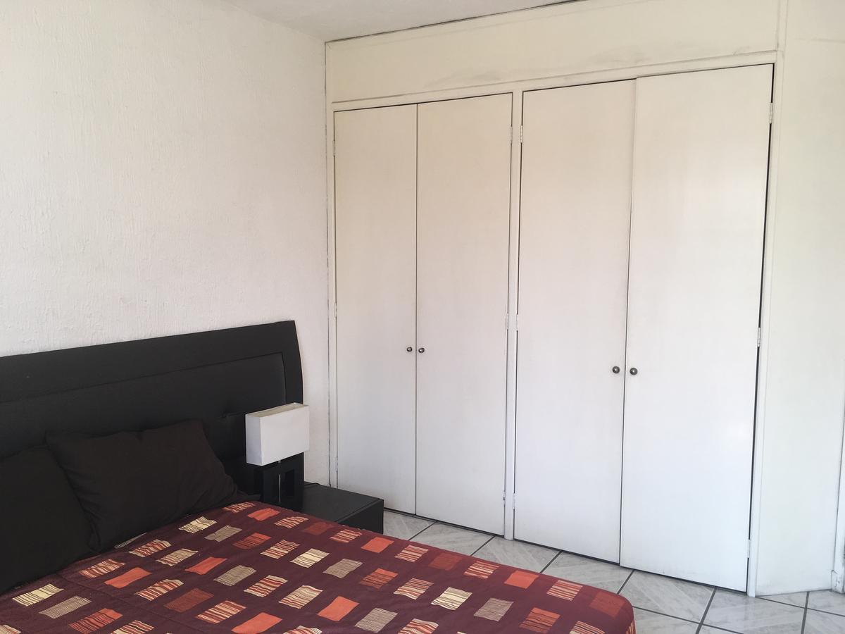 Casa Bravia - Hostal Para Mujeres Guadalajara Exterior foto