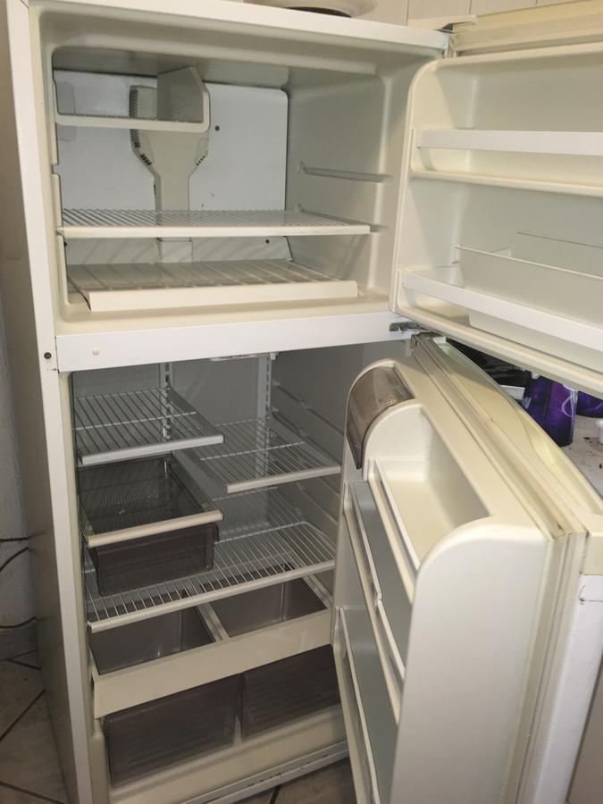 Casa Bravia - Hostal Para Mujeres Guadalajara Exterior foto